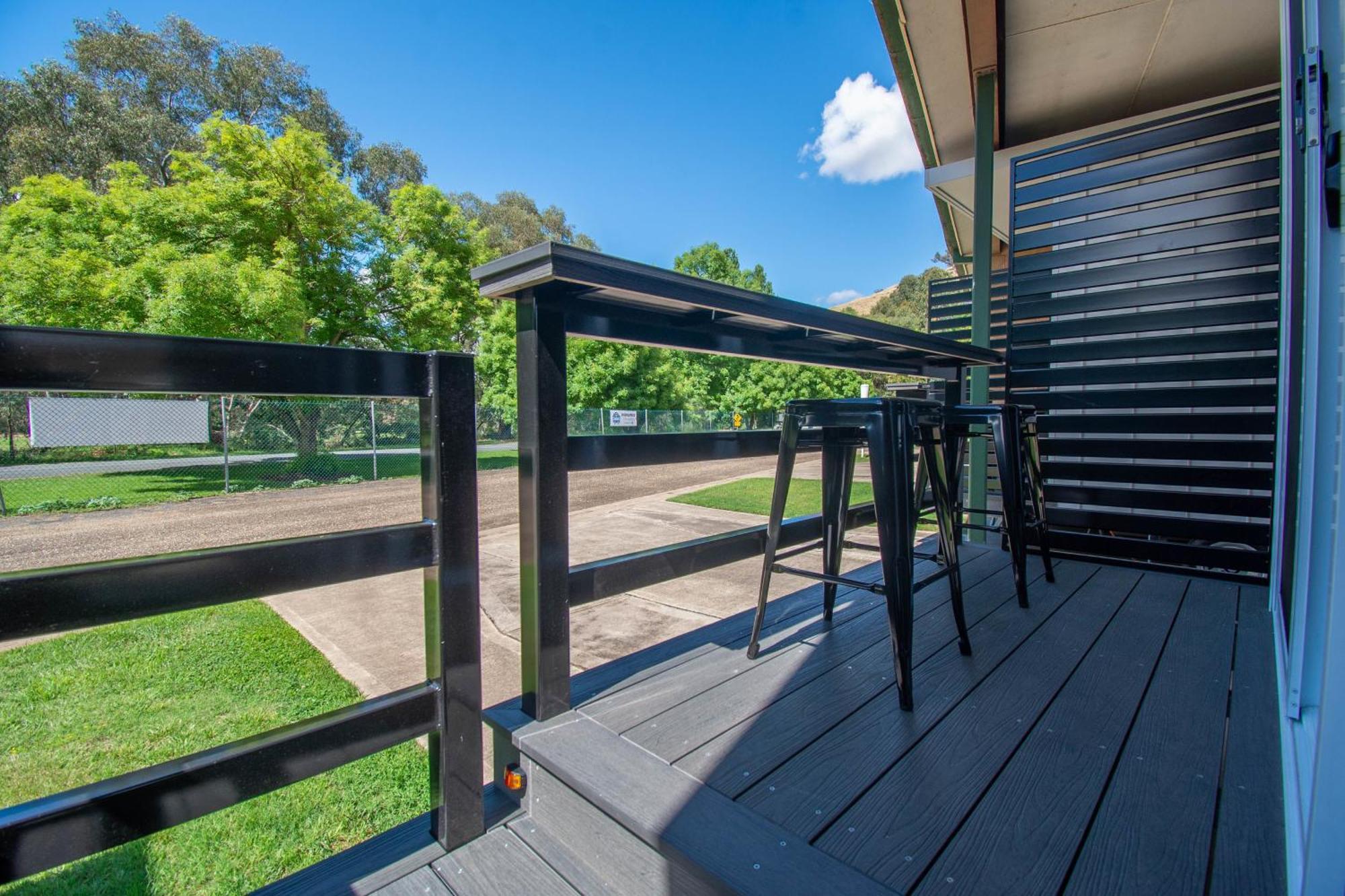 Gundagai Tourist Suites Bagian luar foto
